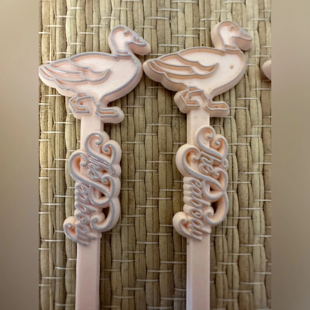 Peabody Hotel Ducks Swizzle Sticks Drink Stirrers Pink Set Of 7